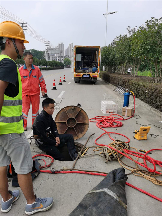 东城翻衬法管道修复技术主要工序